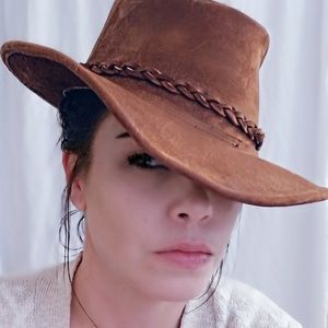 True Leather Cowgirl Hat